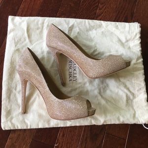 ❌SOLD❌ Badgley Mischka Heels